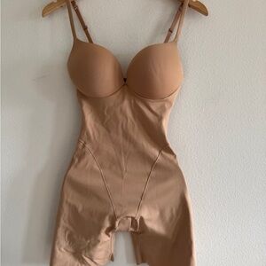 NWT Skims Ultimate Body Butt enhancers Mid-Thigh Bodysuit XL